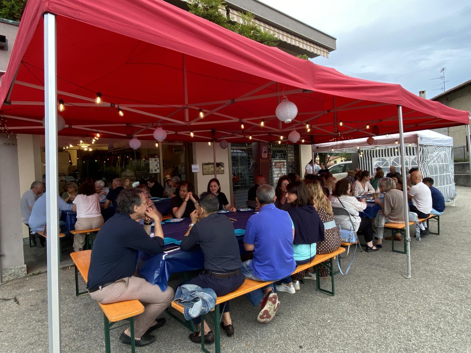 CENA SOTTO LE STELLE 