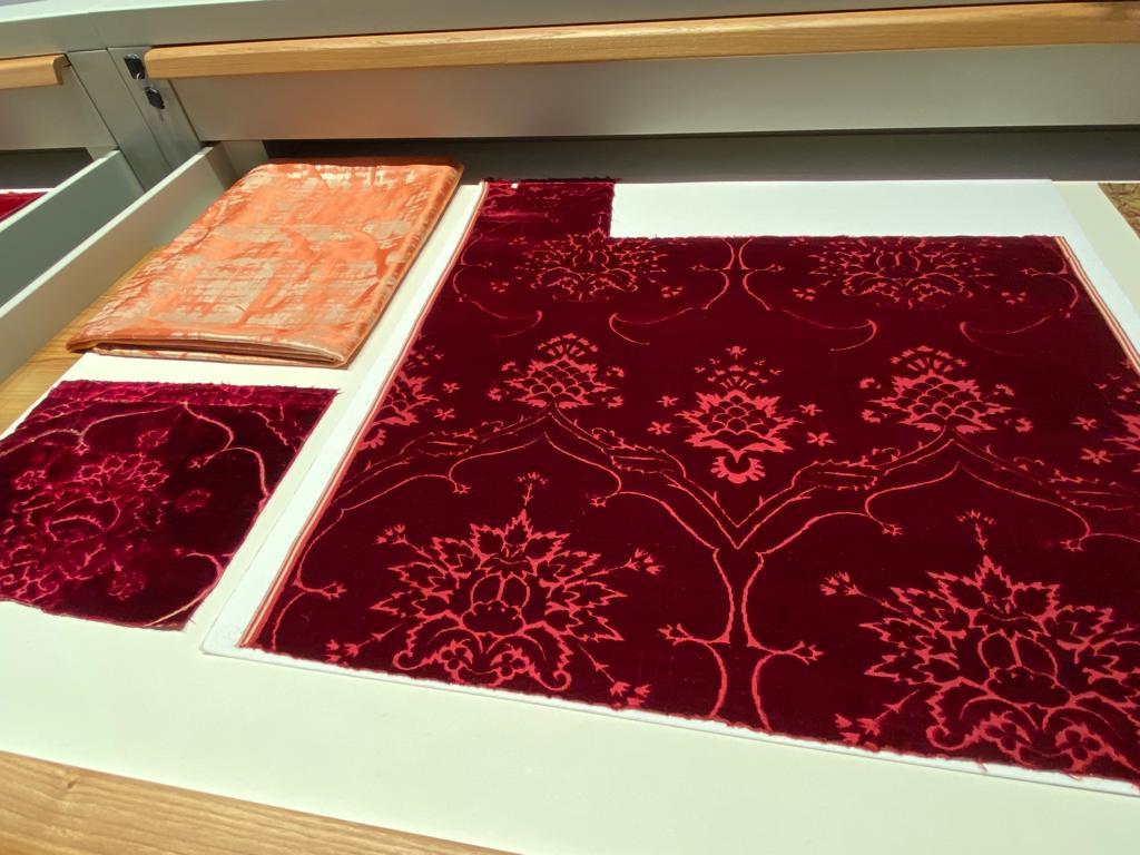 Visita guidata all'archivio storico e alla Collezione Rubelli 